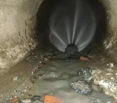 江汉石油管理局市政管道清淤