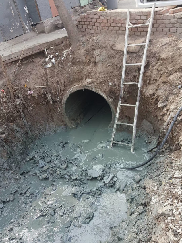 江汉石油管理局管道清洗