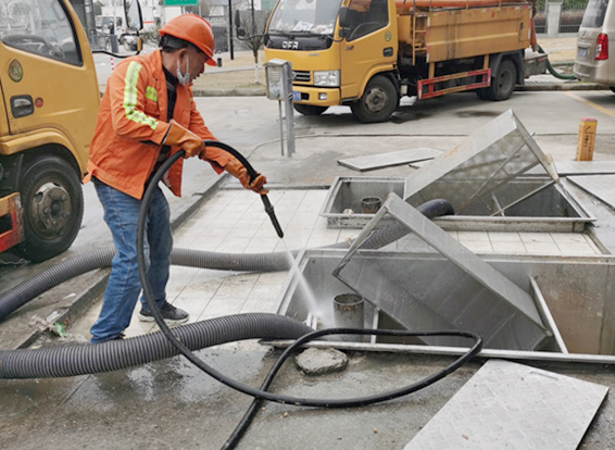 江汉石油管理局隔油池清理